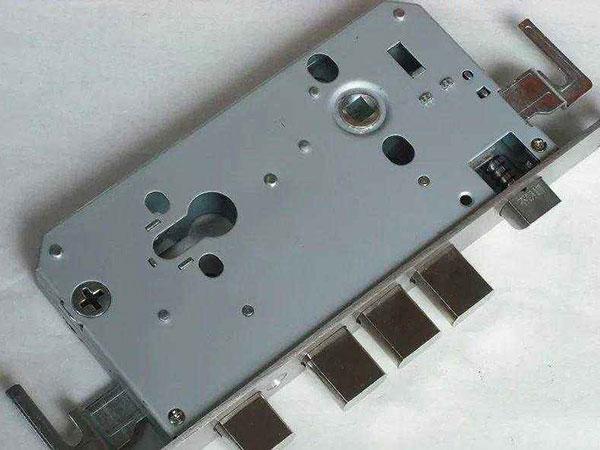 七里河24小时上门开锁公司